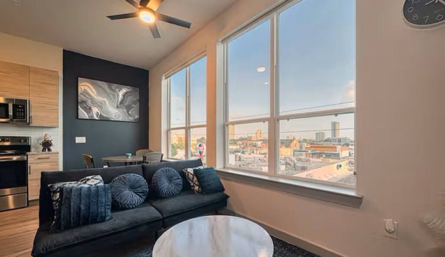 Peaceful Heights One-Bed - Views & Comfort