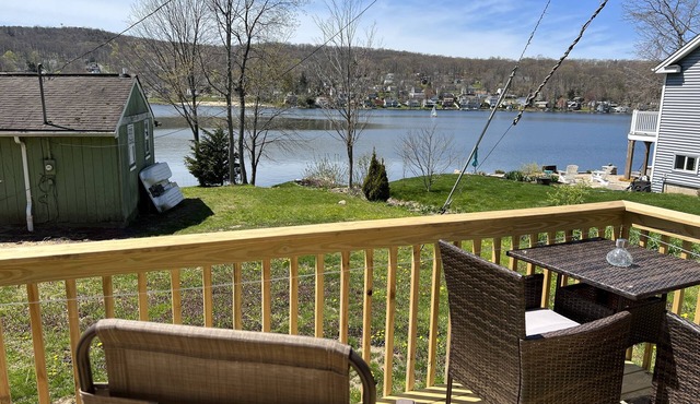 Peaceful lake cottage #2