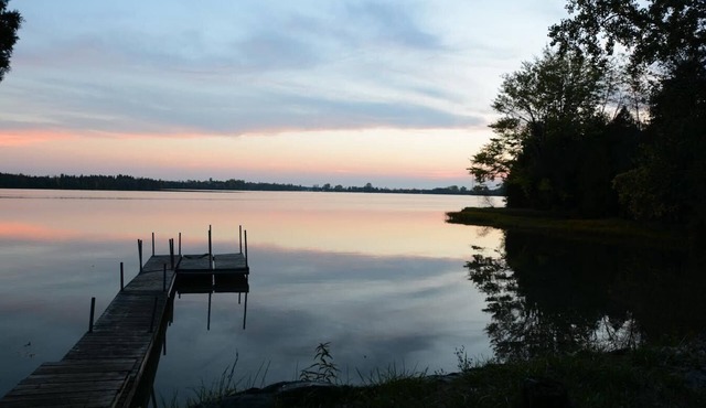 Peaceful Lakefront House in the Heart of Prince Edward County