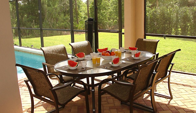 Peaceful- Luxury - 4 Bedroom Disney Villa- with Conservation views