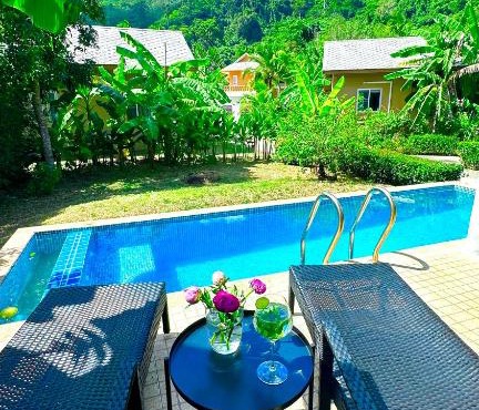Peaceful Retreat Villa by Nai Thon beach