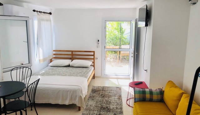 Peaceful Studio by the Beach in Bodrum