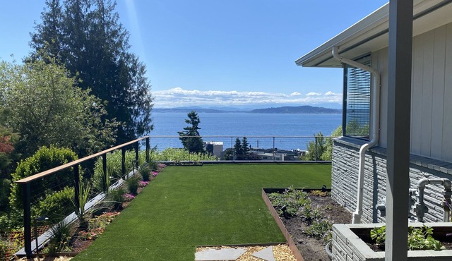 Peaceful View Home with a Cozy Modern feel walking distance to the beach