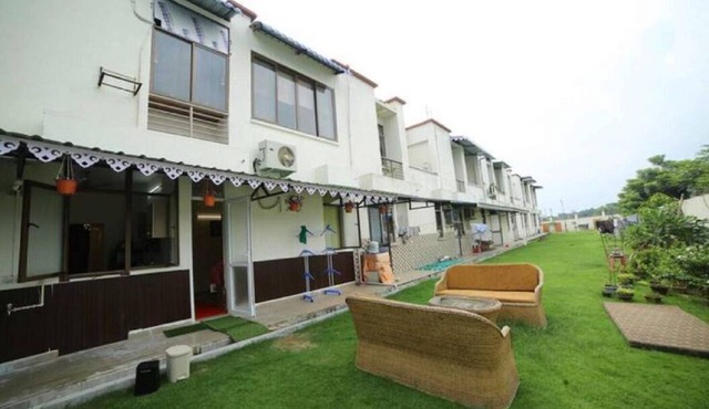 Peacefull Villa with homely atmosphere.Fully furnished with Air Conditiner,