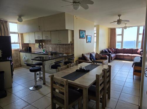 Peacehaven Beachfront Apartment - Scottburgh KZN