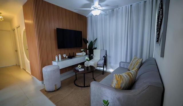 PEACFUL HAVEN 3BEDR 2BATH APARTMENT