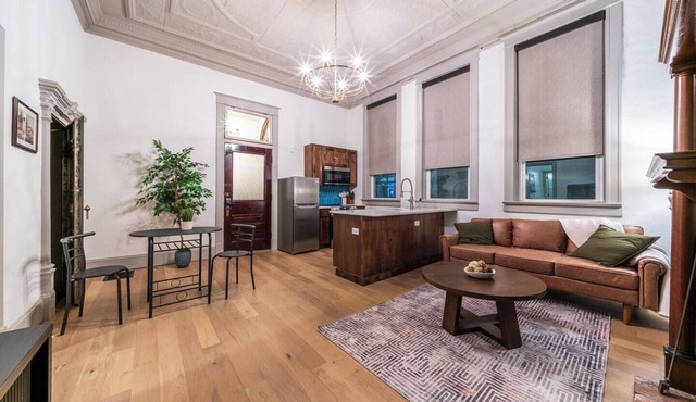 Peacock Suite