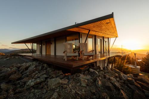 Peak View Retreat