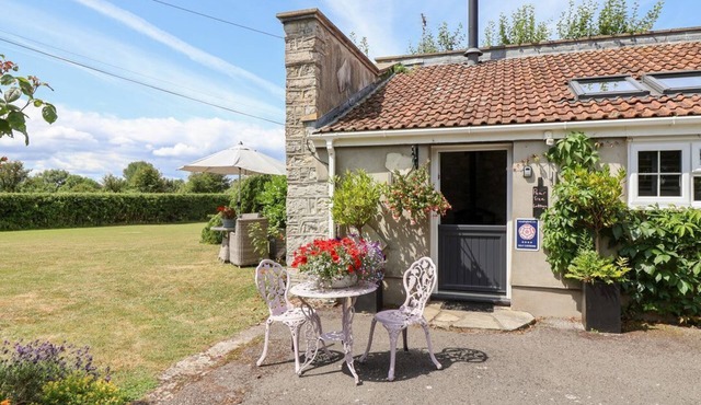 Pear Tree Cottage, Mark