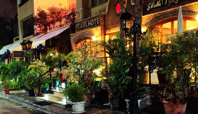 Pearl Hotel