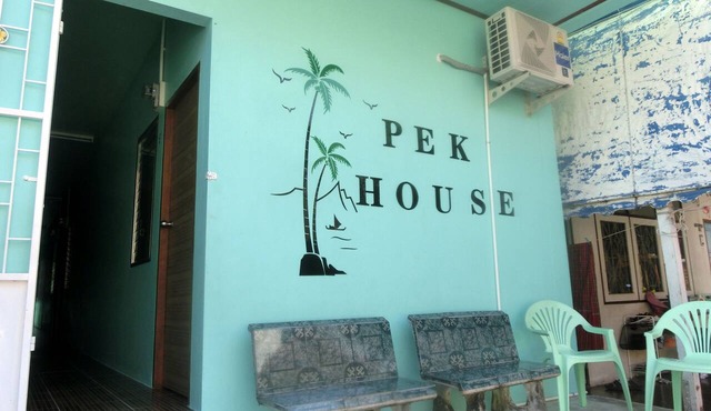 Pek House