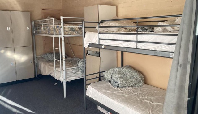 Pemberton Hostel - note - Go to Gloucester Motel Reception for check in - Backpackers 88 days farm work available in the Manjimup and Pemberton Region