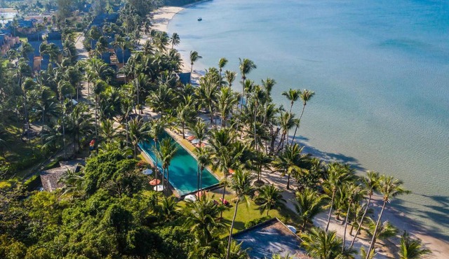 Peninsula Beach Resort