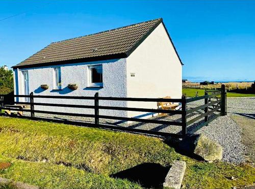 Peninsula Cottage