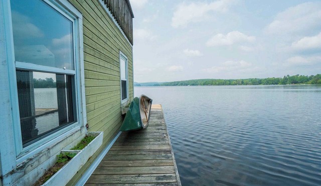 Peninsula Lake Clover Ontario