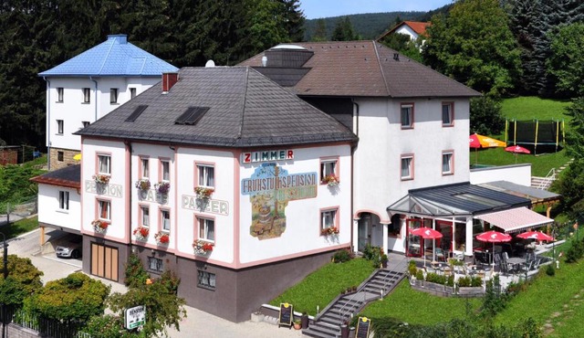 Pension Parzer Pressbaum bei Wien