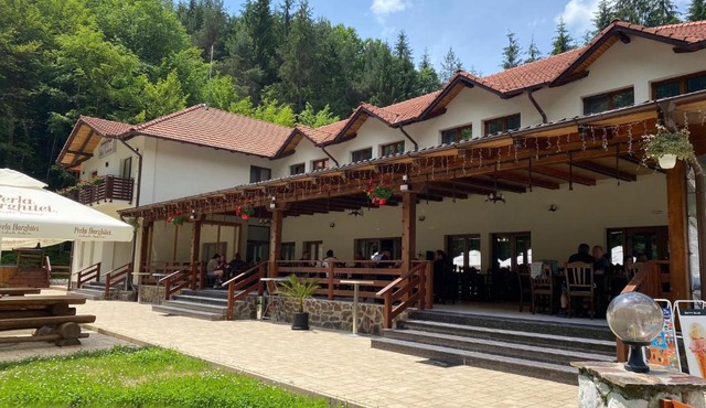 Pensiunea Perla Codrului