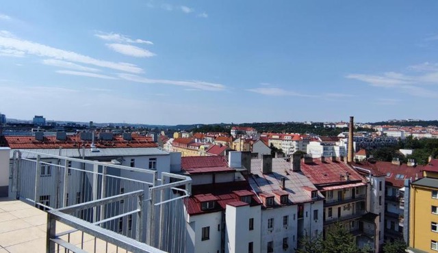Penthouse # 81 with panoramic city view in Elite Rezidence with free parking