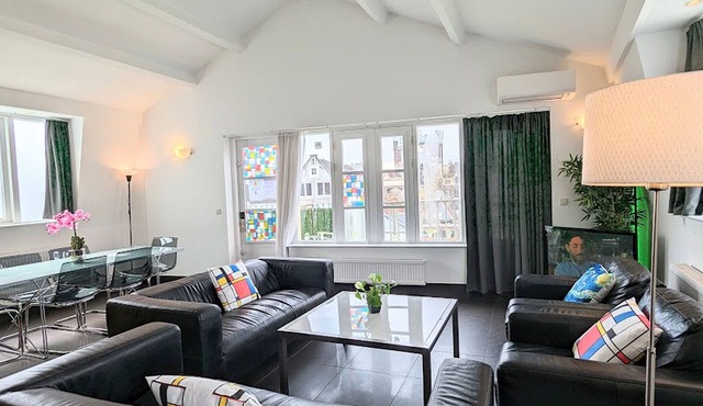 Penthouse Apartment with Balcony in Amsterdam Center