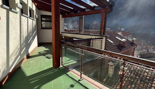 Penthouse flat with terrace for four people