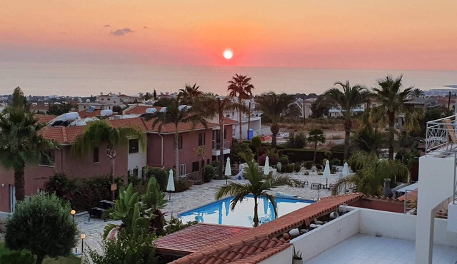 Penthouse Sea View Apartment in Tala, Paphos, Cyprus in quiet location with pool