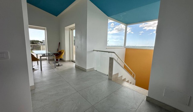 PENTHOUSE WITH EXCEPTIONAL VIEWS OF THE ROMAN COUNTRYSIDE WITH LARGE CIRCULAR TERRACE
