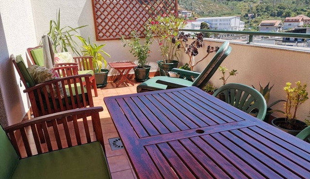Penthouse with garage in the center of Baiona
