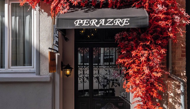 Perazre Hotel