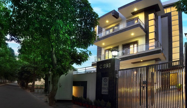 Perch Arbor Suites