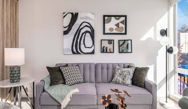 Perch - Dayton Dream: Cozy and Modern Home | Parking and City View