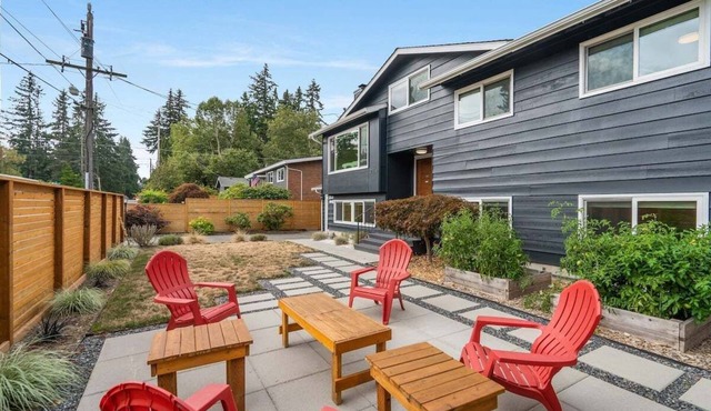Perch - Gathering Spot: Spacious 5BR home in Shoreline