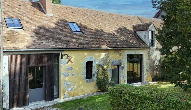 Percheronne House with Enclosed Garden and Stylish Fireplace