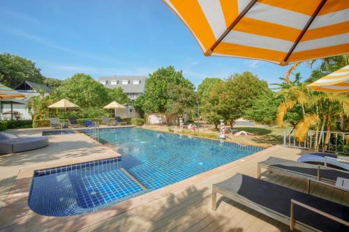 Perennial Resort