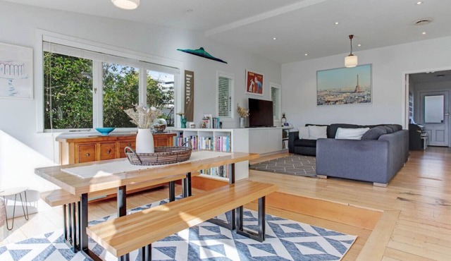 Perfect Family Home in Central Auckland