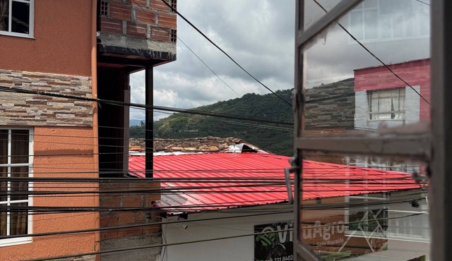 Perfect 1-bedroom studio in awesome Risaralda Caldas near downtown