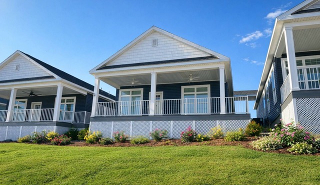Perfect 3-bedroom house with AC in soothing Waterview @ Baypoint