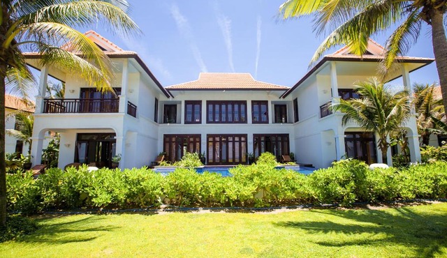 Perfect Beach Villa 5-star Resort