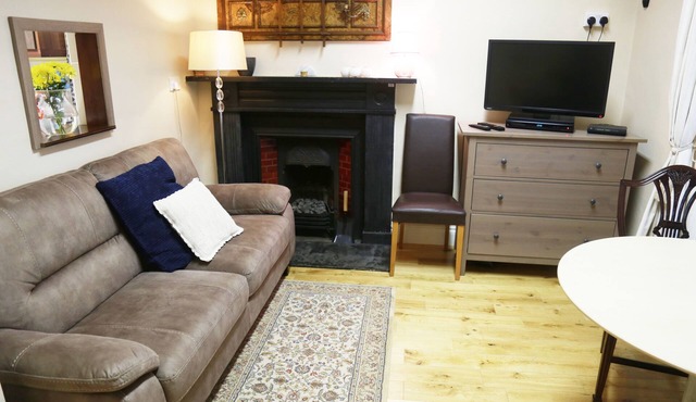 Perfect! for doing Galway City - sleeps 2+, walk everywhere.