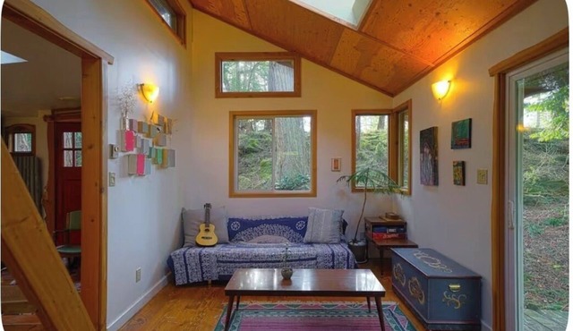 Perfect Meadow Cabin