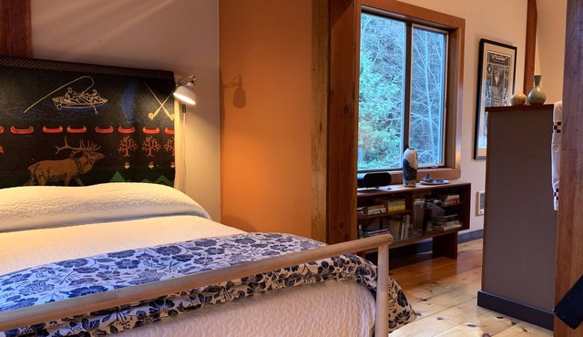 Perfect Mountain Getaway on East Fork of the Hood River
