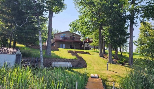 Perfect place for your fall get-away. Fishing,hiking and great fall colors!