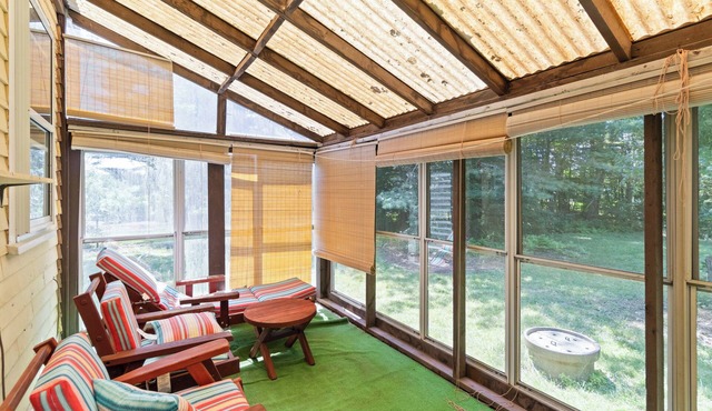 Perfect Retreat 4-bedroom house in Leicester, MA