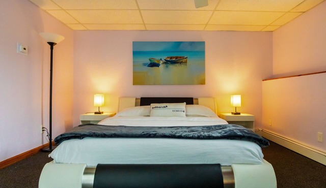 Perfectly Located & Comfy Suite - FIFA World Cup Ready !