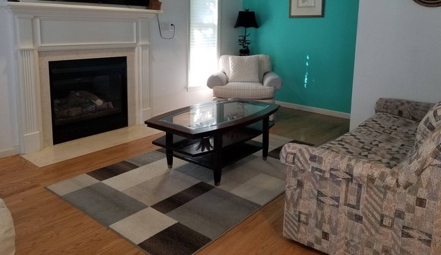 Perfectly Located, Private Home in Happy Valley