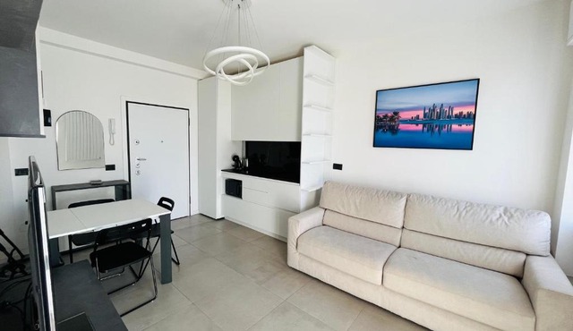 pericle 5 apartment