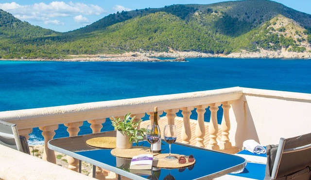 Perleta - Apartment In Cala Rajada. Free Wifi