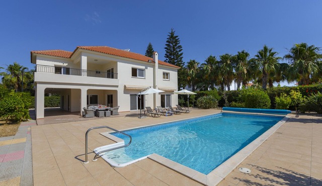 Pervolia Nirides Seaside Mansion 7