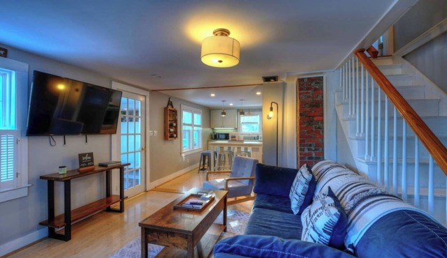 Pet Friendly 3BR Home in SWH [Acadia Island House]