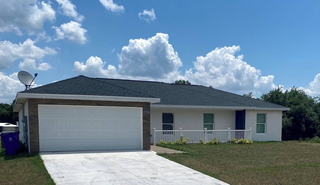 Pet friendly 4 bed 3 Full bath house in charming Sebring next to Speedway