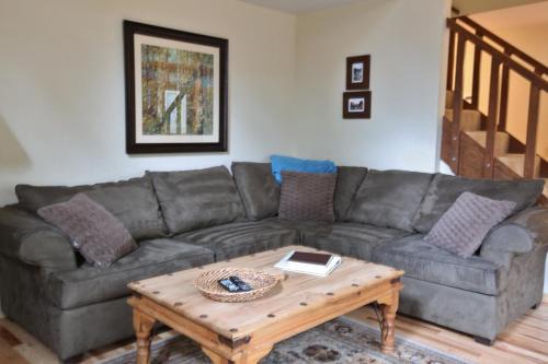 Pet Friendly 8 Leisure Home